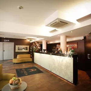 The Atrium 酒店