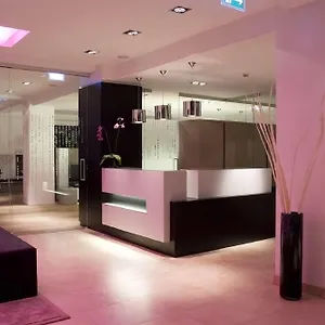 **** Hotel Pearl Design Frankfurt Deutschland