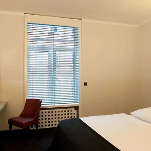 Topas Hotel